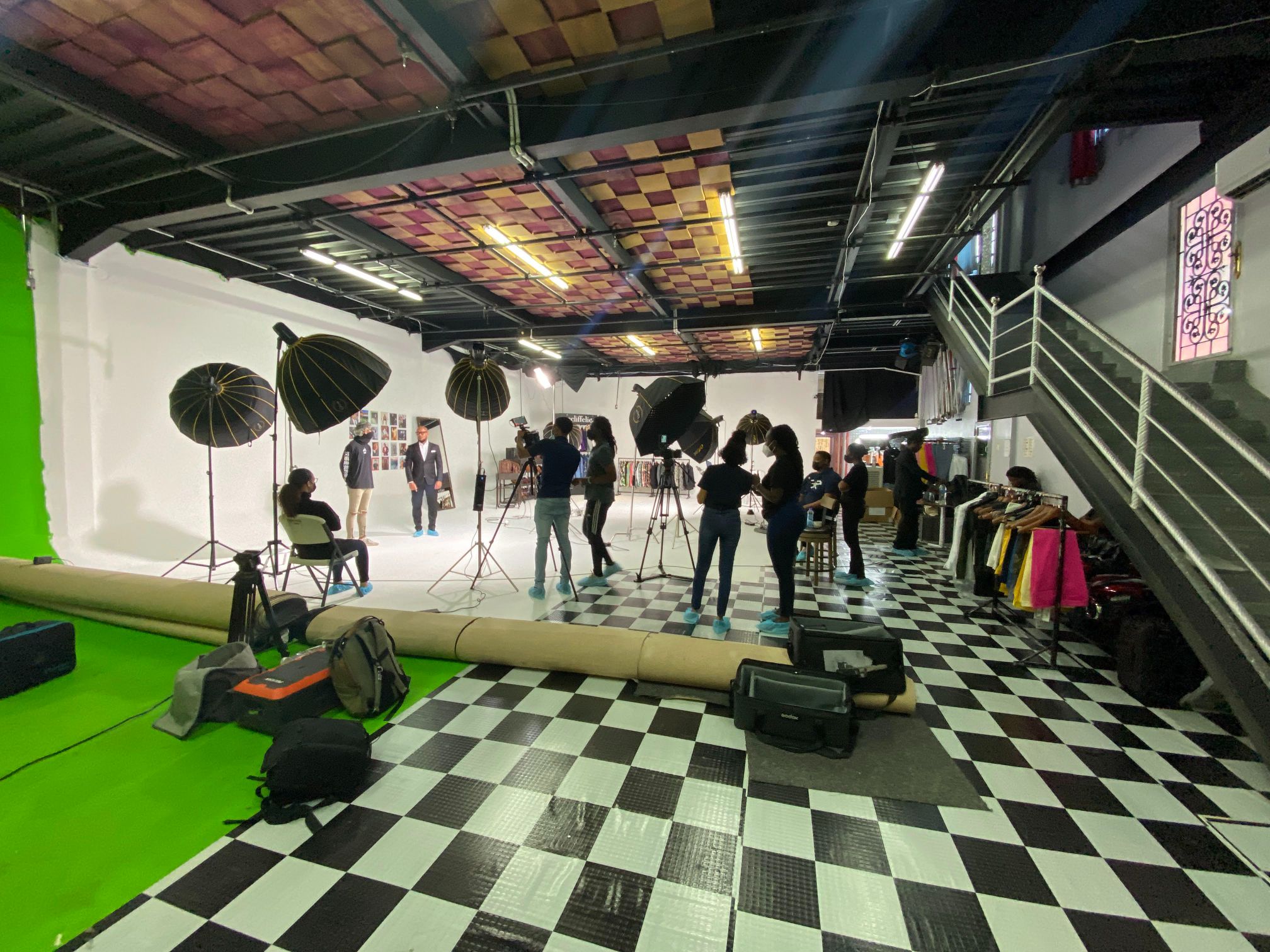 gallery grid image