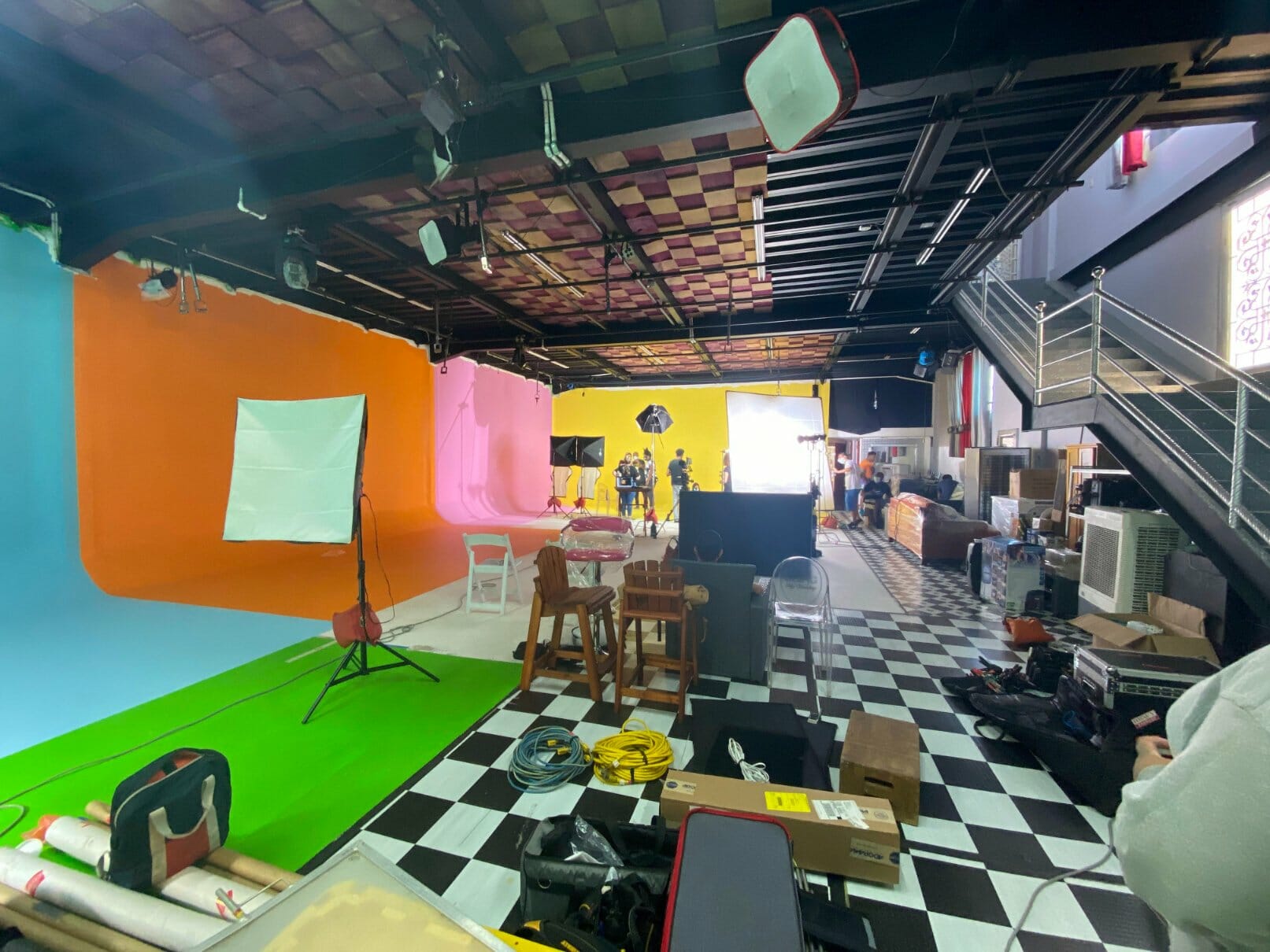 gallery grid image