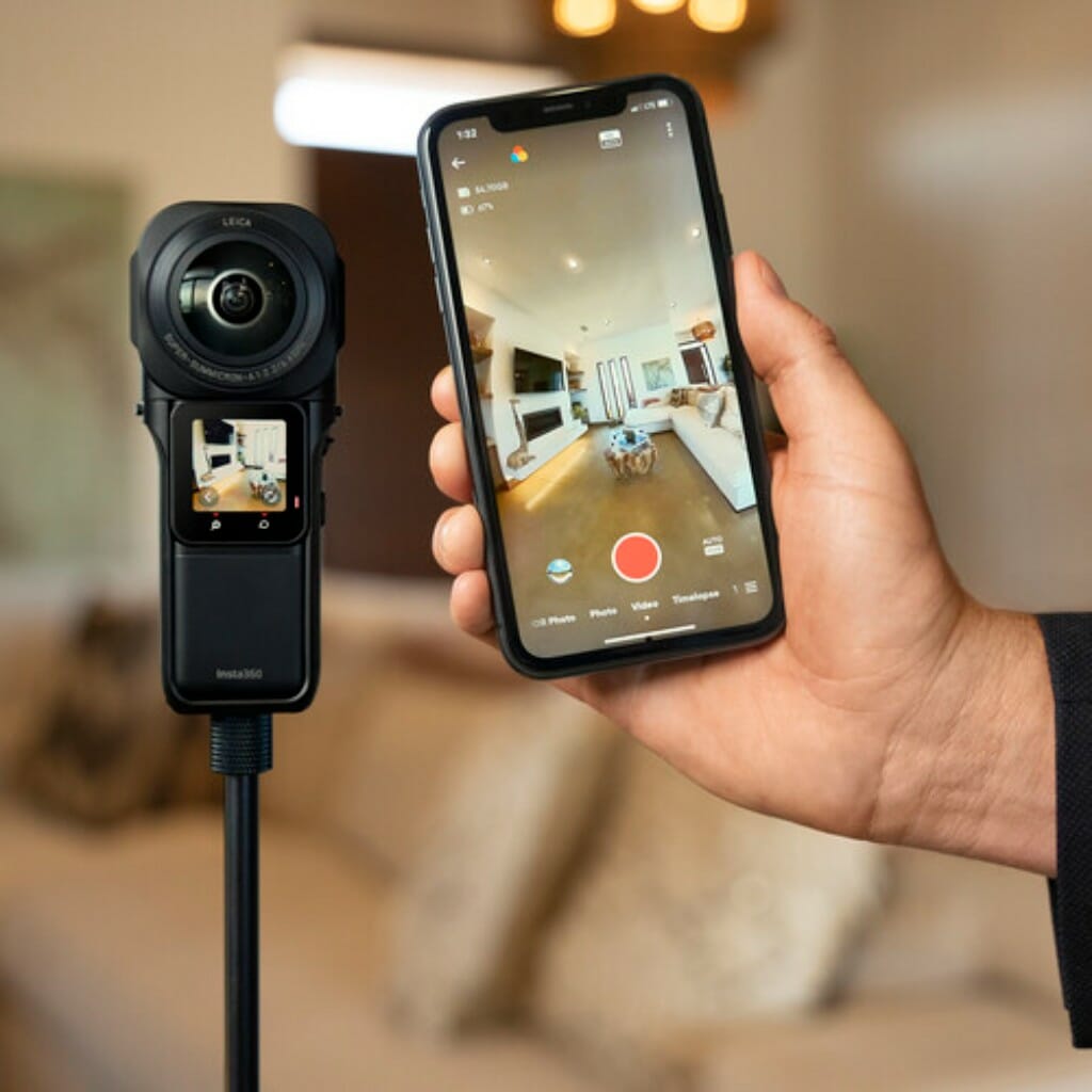 Insta360 ONE RS 1-Inch 360 Edition Camera - Image 3
